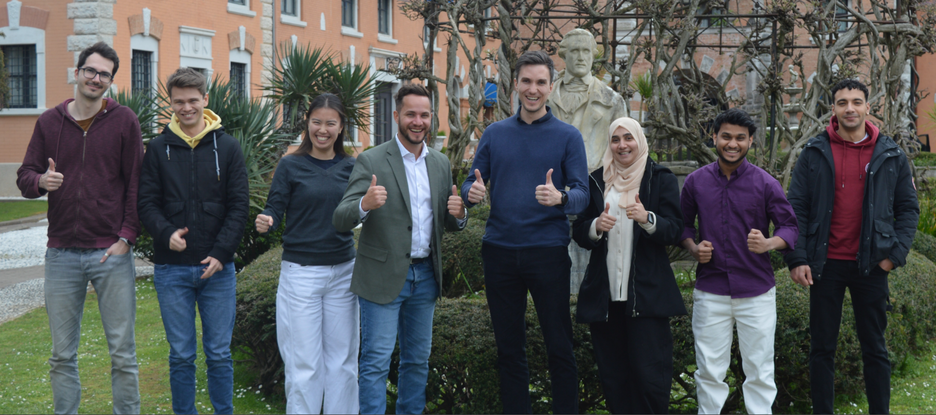 AAAxAgents team